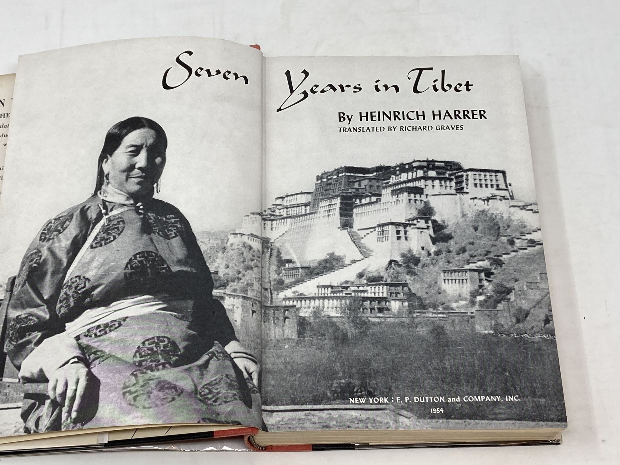 SEVEN YEARS IN TIBET; Translated by Richard Graves | Heinrich