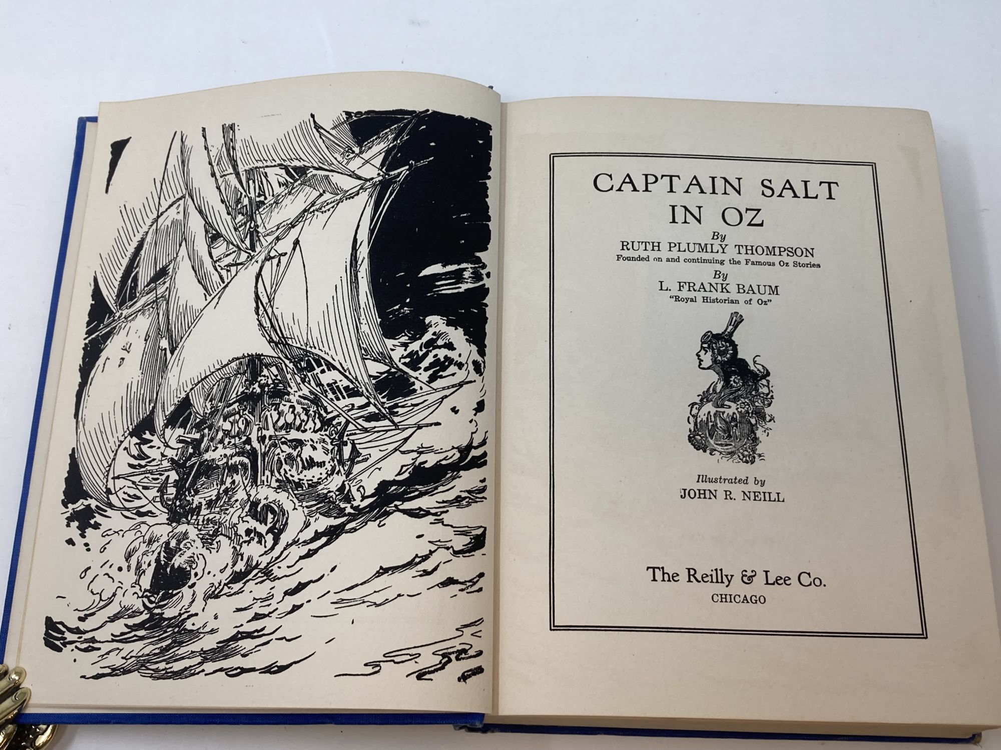 CAPTAIN SALT IN OZ | Ruth Plumly Thompson, L. Frank Baum | First Edition