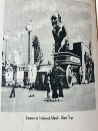 SOUVENIR VIEWS CHICAGO WORLD'S FAIR: A CENTURY OF PROGRESS; (Souvenir Book - 1934: World's Fair Chicago)
