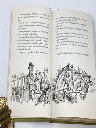HOG WILD! (SIGNED); Pictures by Leonard Shortall
